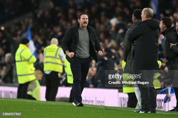 Frank Lampard, Manager of Everton celebrates after Alex Iwobi scores their sides first goal during the Premier League match between Everton and...