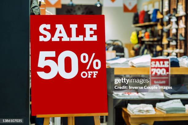 sales 50% off mockup - 50 percent stock-fotos und bilder