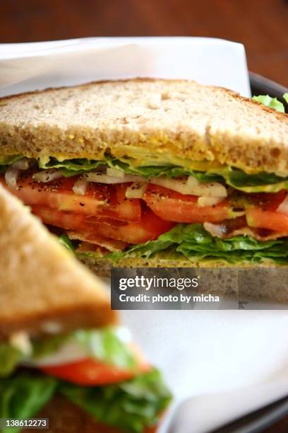 blt-sandwich - blt sandwich stock-fotos und bilder