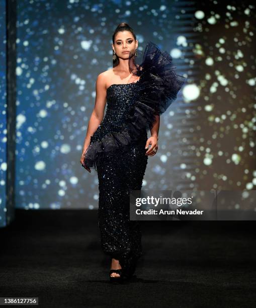 Emh Reyes 47 Emy Reyes Stock Photos, High-Res Pictures, and Images - Getty Images