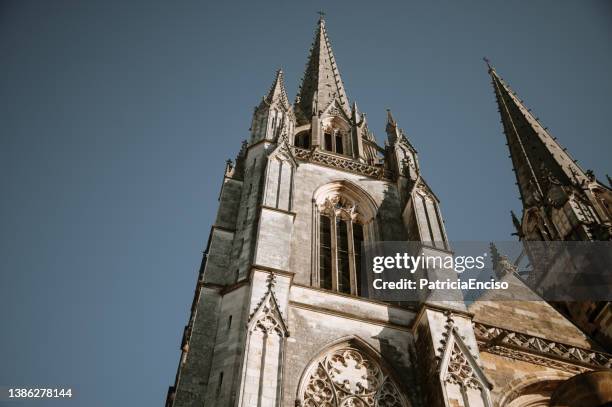 detail of bayonne cathedral - bayonne stock pictures, royalty-free photos & images