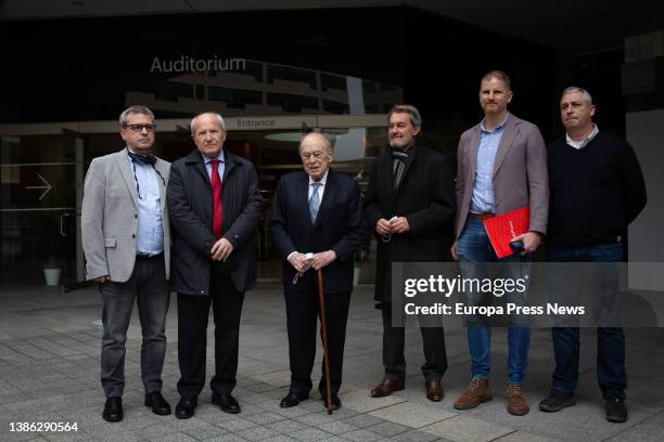 The former presidents of the Generalitat, Jose Montilla ; Jordi Pujol and Artur Mas , pose at the first event to celebrate the right to early...