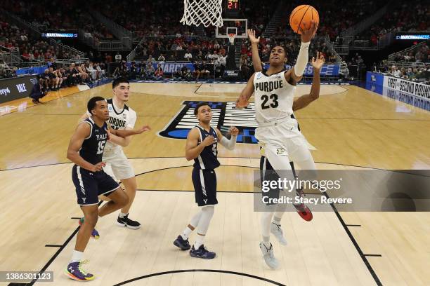 Jaden Ivey of the Purdue Boilermakers shoots the ball in the second half of the game against the Yale Bulldogs during the first round of the 2022...