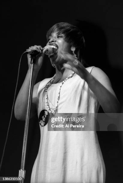 Comedian Adele Givens performs at Russell Simmons' Def Comedy Jam on June 10, 1993 in New York City.