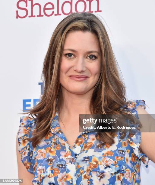 Zoe Perry Photos and Premium High Res Pictures - Getty Images