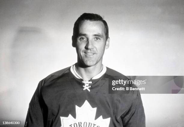 Goalie Jacques Plante of the Toronto Maple Leafs poses for a portrait circa 1970 in Toronto, Ontario, Canada.