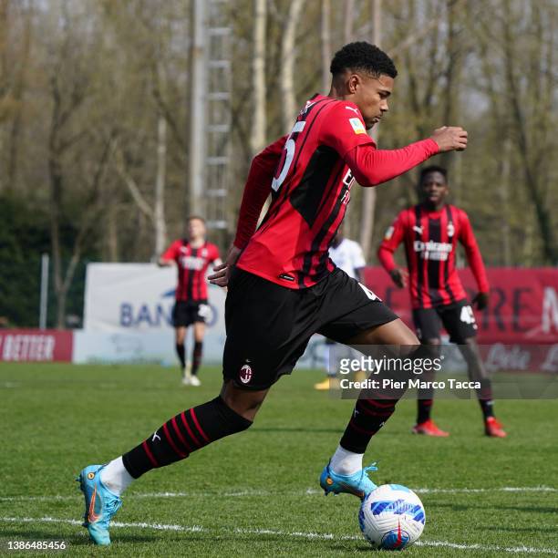 Emil Roback of AC Milan in action during the match between AC Milan U19 and Verona U19 at Campo Sportivo Vismara on March 19, 2022 in Milan, Italy.