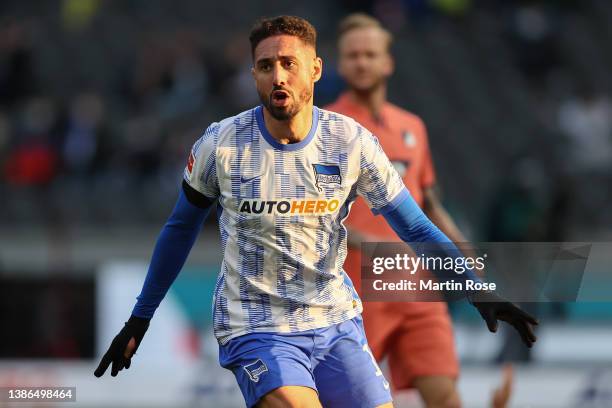 Ishak Belfodil of Hertha Berlin celebrates after scoring their team's second goal during the Bundesliga match between Hertha BSC and TSG Hoffenheim...