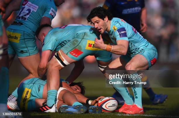 Sam Hidalgo-Clyne of Exeter Chiefs looks for a pass during the Premiership Rugby Cup match between Exeter Chiefs and Worcester Warriors at Sandy Park...