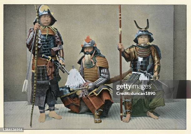 illustrazioni stock, clip art, cartoni animati e icone di tendenza di guerrieri samurai in armatura, freccia d'arco, spada, lancia, vittoriano 19 ° secolo - samurai vintage