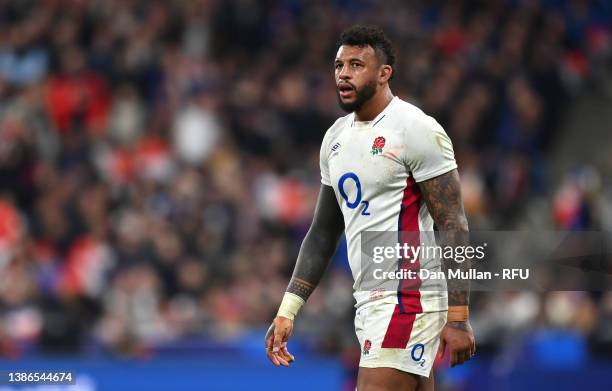 Courtney Lawes of England looks on during the Guinness Six Nations Rugby match between France and England at Stade de France on March 19, 2022 in...