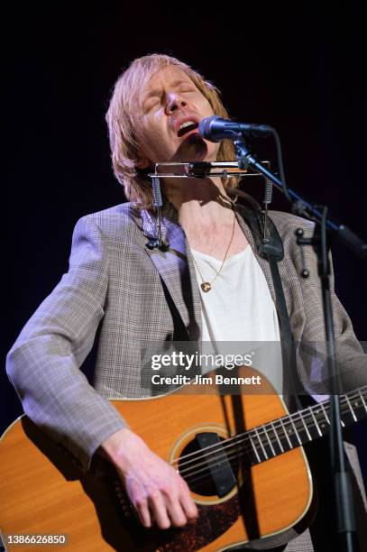 Ron Beck Singer 8,906 Beck (Musician) Stock Photos, High-Res Pictures, and Images ...