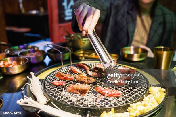 delicious korean bbq - korean culture stock pictures, royalty-free photos & images