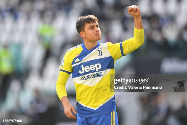 Paulo Dybala of Juventus celebrates after scoring their team's first goal during the Serie A match between Juventus and US Salernitana at Allianz...