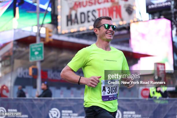 Ryan Briscoe participates in the 2022 United Airlines NYC Half Marathon on March 20, 2022 in New York City.