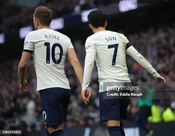 Harry Kane and Son Heung-Min of Tottenham Hotspur during the Premier League match between Tottenham Hotspur and West Ham United at Tottenham Hotspur...