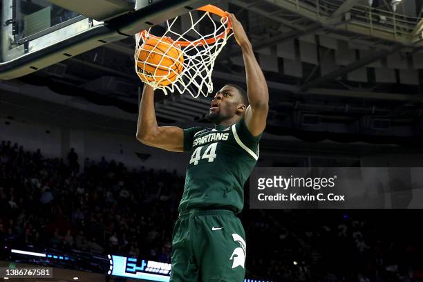 Gabe Brown of the Michigan State Spartans dunks against the Duke Blue Devils in the second half during the second round of the 2022 NCAA Men's...