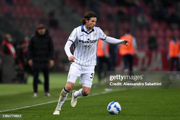 Hans Hateboer of Atalanta BC in action during the Serie A match between Bologna FC and Atalanta BC at Stadio Renato Dall'Ara on March 20, 2022 in...