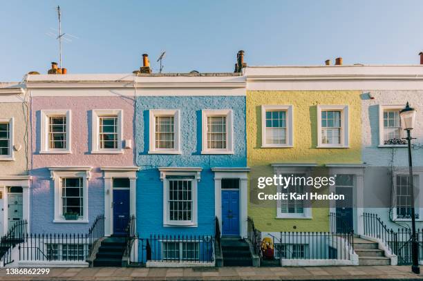 colourful london townhouses at sunset - terraced house fotografías e imágenes de stock