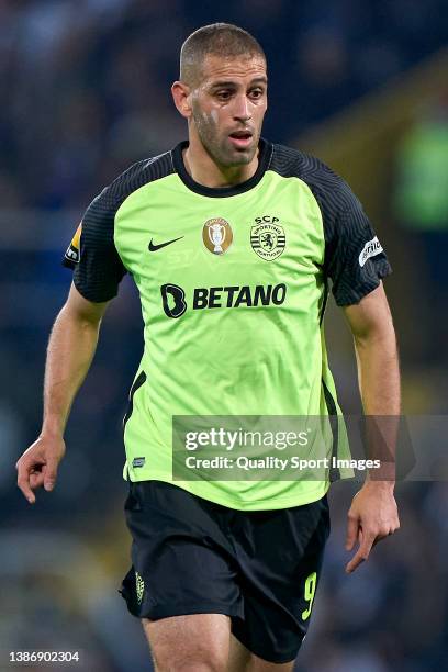 Islam Slimani of Sporting CP looks on during the Liga Portugal Bwin match between Vitoria Guimaraes SC and Sporting CP at Estadio Dom Afonso...