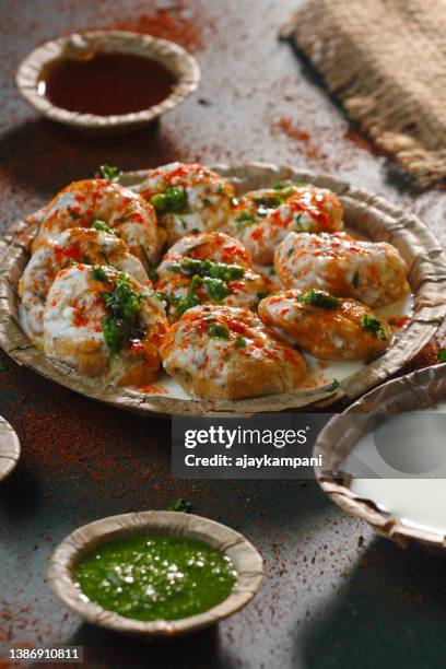 Vade Food Rounded 2,626 Vada Food Stock Photos, High-Res Pictures, and Images - Getty Images