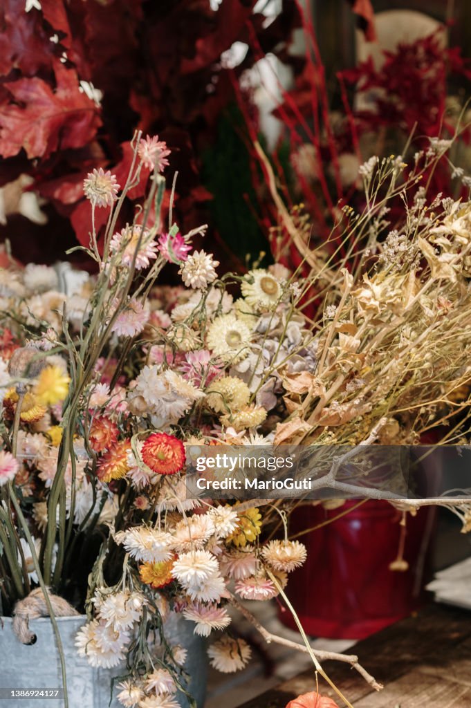 Dried Flowers Arrangement High-Res Stock Photo - Getty Images