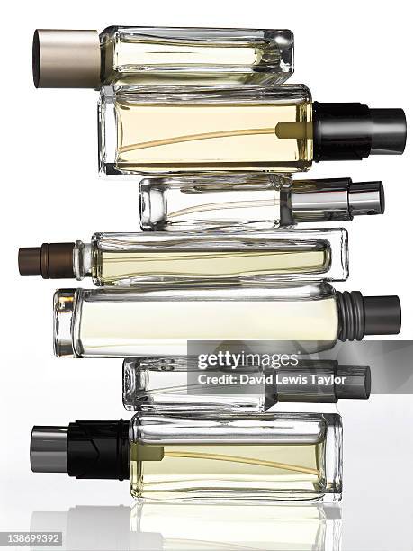 fragrance bottles - nature morte photos et images de collection