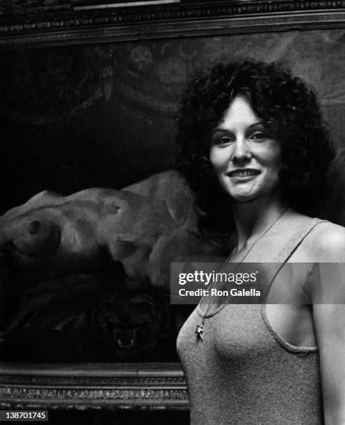 Actress Linda Lovelace attends the press conference for Linda Lovelace Book "Inside Linda Lovelace" on May 30, 1973 at the Gaslight Lounge in New...