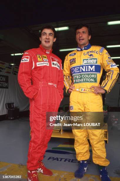 Jean Alesi et Riccardo Patrese au Grand Prix automobile d'Espagne, 9 mai 1993, sur le circuit international de Catalogne à Barcelone.