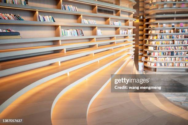 indoor step library - bookshelf foto e immagini stock