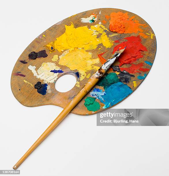 paintbrush and palette, close-up - paintbrush palette stock pictures, royalty-free photos & images