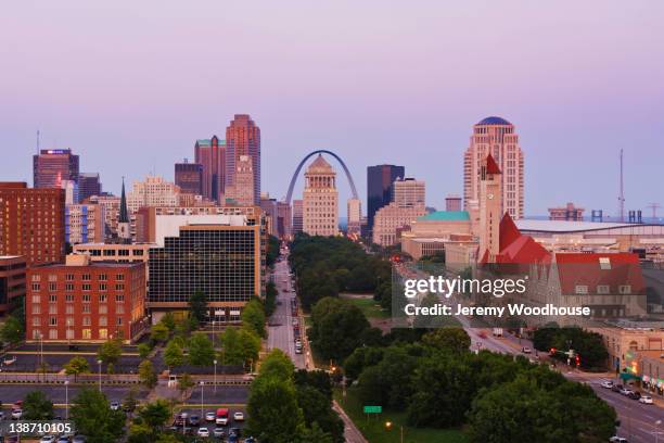 urban cityscape - st louis missouri stock pictures, royalty-free photos & images