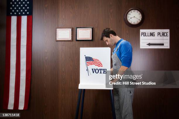 Pollingo 109,288 Polling People Stock Photos, High-Res Pictures, and Images ...