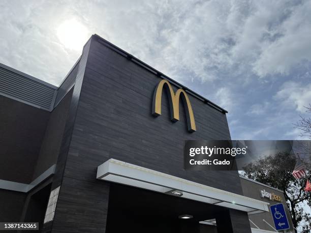 Facade with logo at McDonald's restaurant in Lafayette, California, March 13, 2022. Photo courtesy Sftm.
