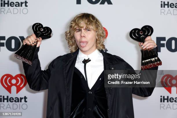 The Kid LAROI, winner of Best Collaboration for “Stay” and the Chart Ruler Award, poses in the press room at the 2022 iHeartRadio Music Awards at The...