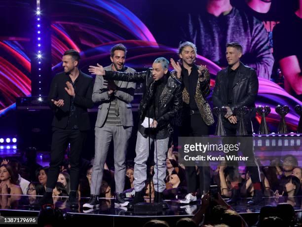 Blackbear and All Time Low members Robert Rian Dawson, Jack Barakat, Alex Gaskarth, and Zack Merrick accept the Alternative Rock Song of the Year...