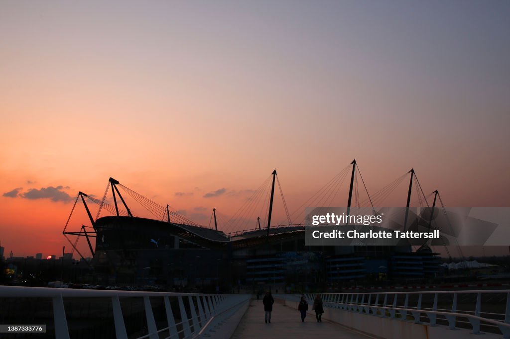 Manchester City Women v Everton Women - Barclays FA Women's Super League