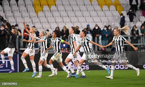 Juventus celebrate victory after the UEFA Women's Champions League Quarter Final First Leg match between Juventus and Olympique Lyon at Juventus...