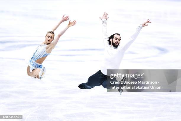 Ashley Cain-Gribble and Timothy Leduc of the United States compete in the Pairs Short Program during day 1 of the ISU World Figure Skating...