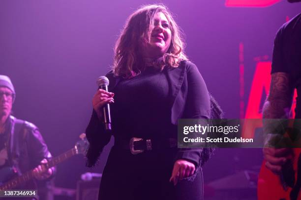 Mace Singer Billy Mace Photos and Premium High Res Pictures - Getty Images