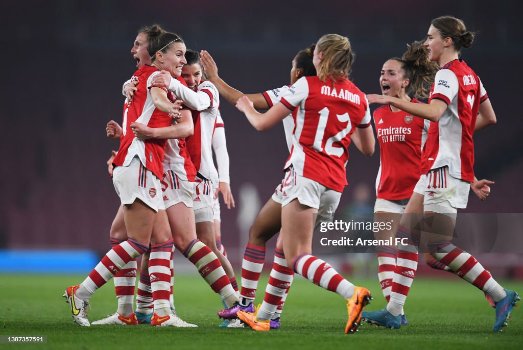 Arsenal WFC v VfL Wolfsburg: Quarter Final First Leg - UEFA Women's Champions League