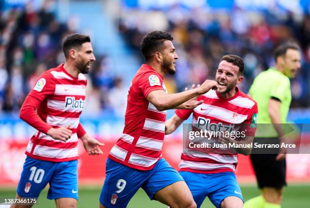 Luis Suarez of Granada CF celebrates after scoring his team's third goal during the LaLiga Santander match between Deportivo Alaves and Granada CF at...