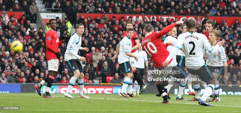 Manchester United v Liverpool - Premier League