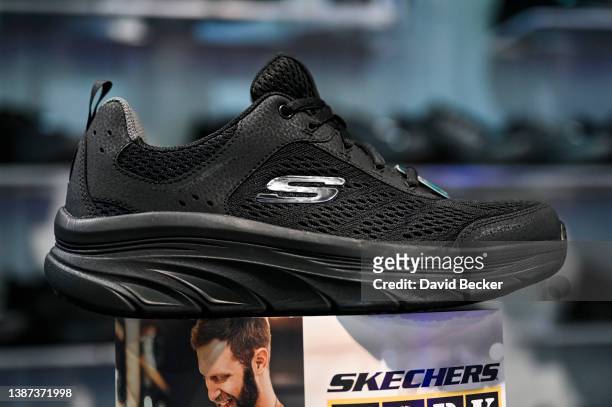 853 Skechers Shoes Photos and Premium High Res Pictures - Getty Images