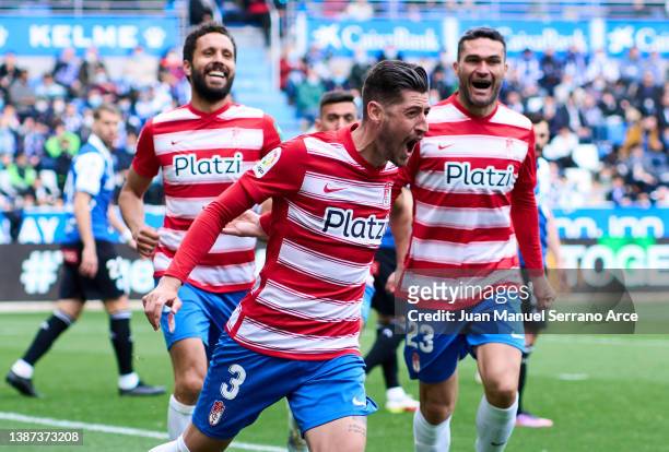 Sergio Escudero of Granada CF celebrates after scoring goal during the LaLiga Santander match between Deportivo Alaves and Granada CF at Estadio de...