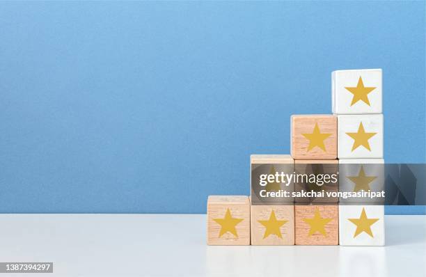 star rating expertise, success, achievement, advice, award, competition, concept - digital fulfillment stock-fotos und bilder