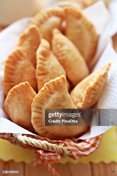 panada - empanadas fotografías e imágenes de stock