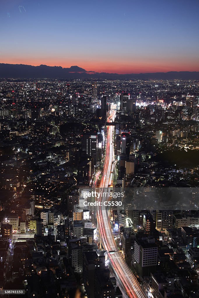 Tokyo met. Expway No3