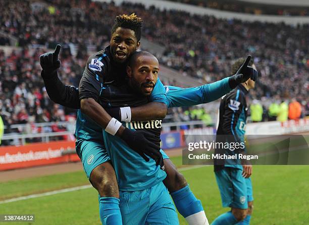 Thierry Henry of Arsenal celebrates scoring to make it 2-1 with Alexandre Song during the Barclays Premier League match between Sunderland and...