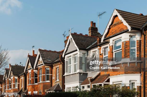 london townhouses at sunset - row house imagens e fotografias de stock